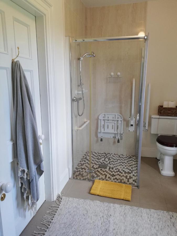 Next Door At Broomfield House Midleton Bagian luar foto