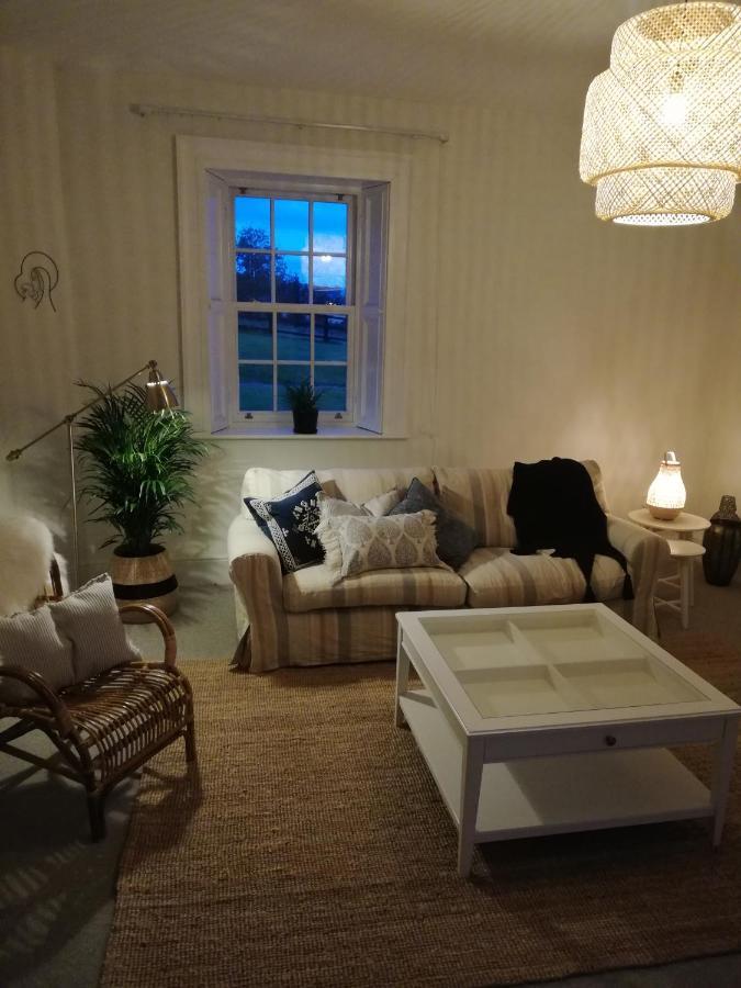 Next Door At Broomfield House Midleton Bagian luar foto