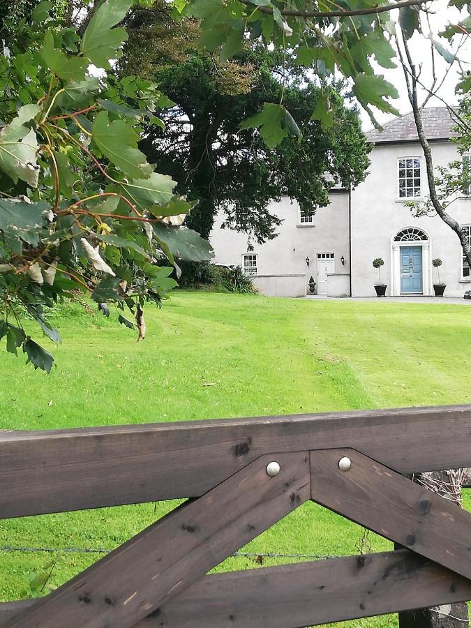 Next Door At Broomfield House Midleton Bagian luar foto